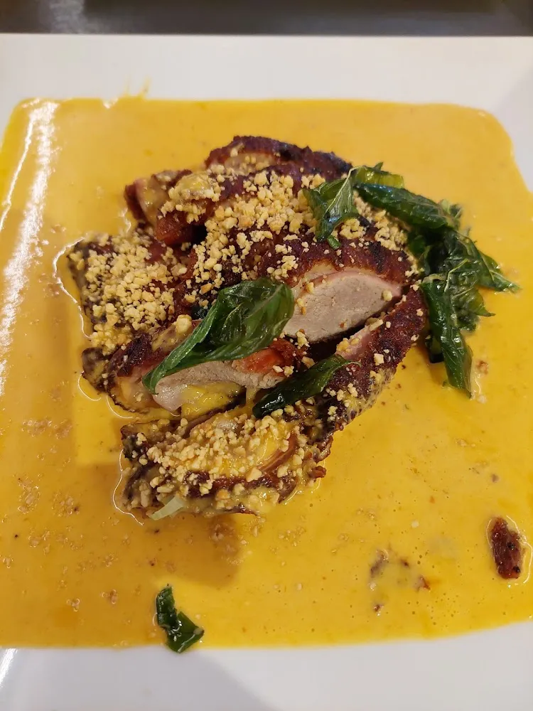 Canard Grille Lait de Coco Cacahuetes